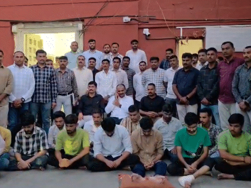 જામનગરની 2 ગેંગના 29 સભ્યો વિરુદ્ધ ગુજસીટોક:અસલમ ખીલજી અને અલ્તાફ ખફીના સાગરિતો વિરૂદ્ધ ગુનો દાખલ; ખૂન, બળાત્કાર, લેન્ડ ગ્રેબિંગ અને ડ્રગ્સ કેસમાં સંડોવણી