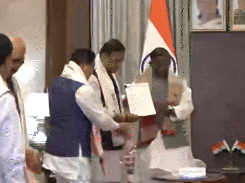 હિમંતા આસામના CM પદના શપથ લેશે:PM હાજરી આપશે, ભાજપ-એનડીએ શાસિત રાજ્યોના મુખ્યમંત્રીઓ પણ પહોંચ્યા