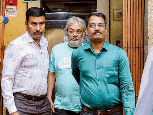 ડ્રગ્સના કાળા કારોબાર પર EDની તવાઈ:સલીમ ડોલાની કરોડોની પ્રોપર્ટીના દસ્તાવેજો જપ્ત, 1.33 કરોડ ફ્રીઝ, સુરત-રાજકોટ અને અંકલેશ્વર સહિત 21 સ્થળોએ દરોડા