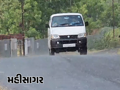 ચોમાસું કેરળ અને કર્ણાટક તરફ આગળ વધ્યું:આજે 25 રાજ્યમાં વરસાદનું એલર્ટ; ગુજરાતમાં ભારે પવન સાથે ગાજવીજની આગાહી, મહીસાગરમાં ઝાપટું
