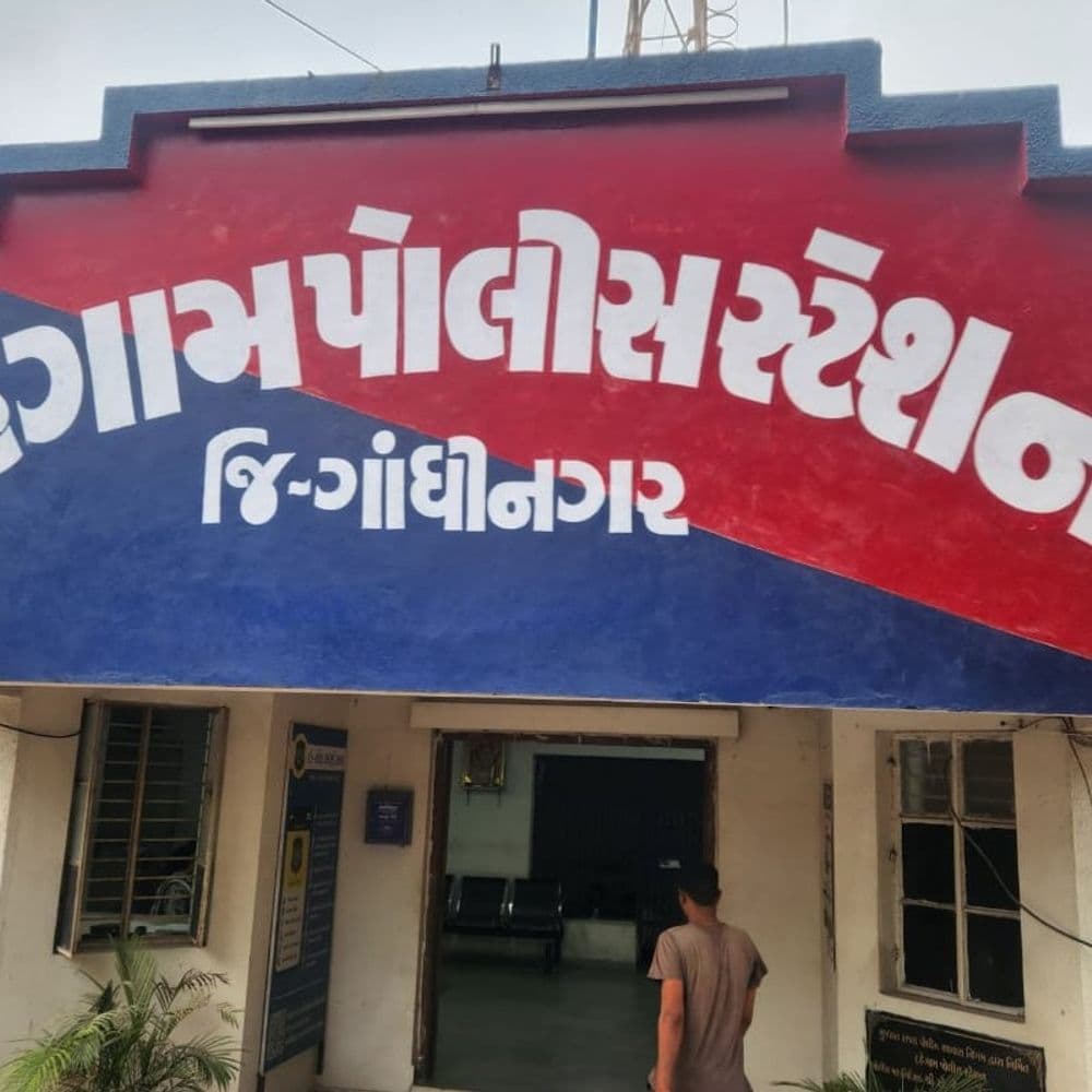 મહિલા વ્યાજખોરે મહિલા પાસેથી 40 હજારની સામે 10% વ્યાજ વસૂલ્યું:દહેગામમાં તોય 4.50 લાખનો ઉઘરાણી કાઢી ચેક રિટર્નનો કેસ કર્યો